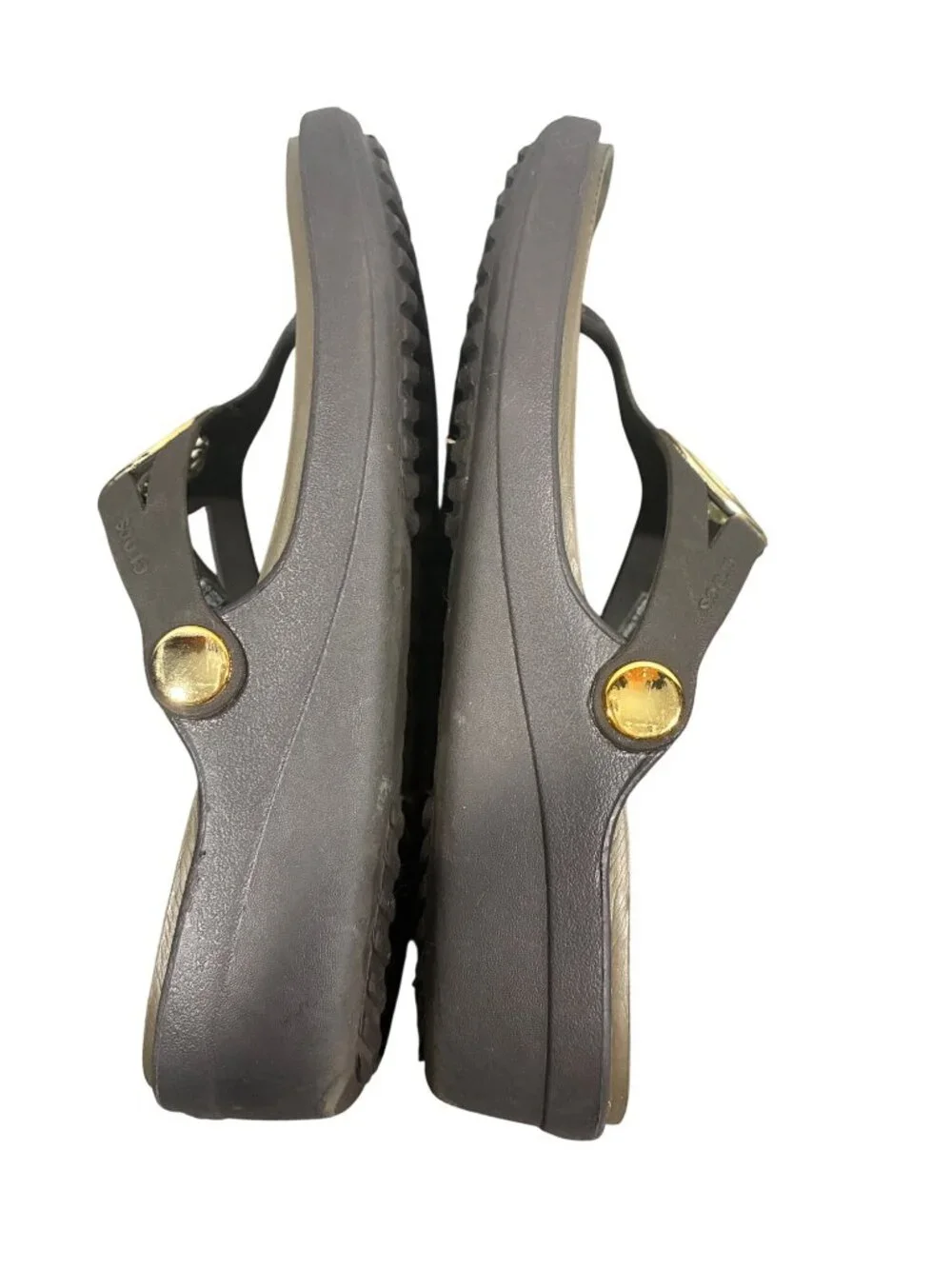 Crocs Sanrah Sandals Size 6 Brown thong Wedge With Gold Circle Medallion